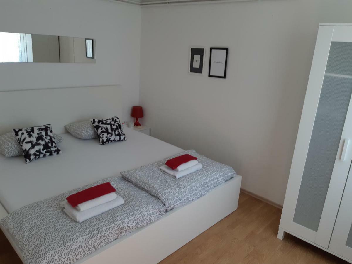 Mirjam Appartement Novi Vinodolski Buitenkant foto